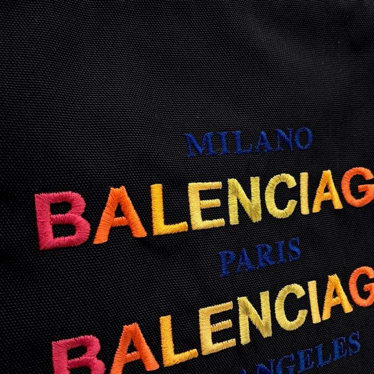 Pre Owned Balenciaga Black Fabric clutch