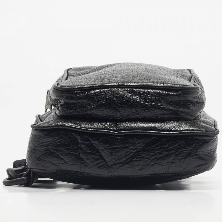 Pre Owned Balenciaga Black Leather Explorer Crossbody Bag