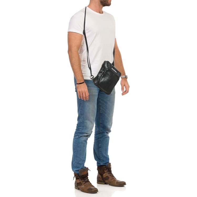 Pre Owned Balenciaga Black Leather Explorer Crossbody Bag