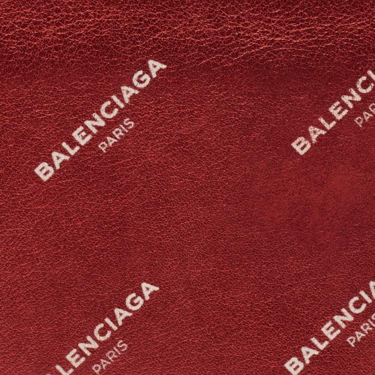 مملوكة مسبقًا Balenciaga All Over Logo Metallic Red Leather Bifold Wallet