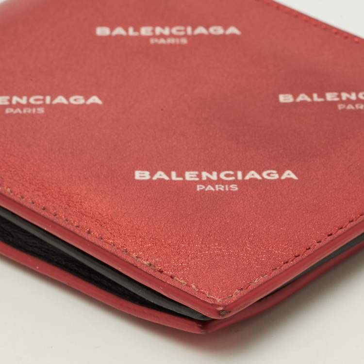 مملوكة مسبقًا Balenciaga All Over Logo Metallic Red Leather Bifold Wallet