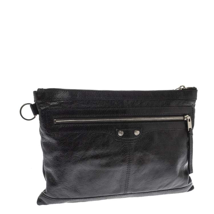 Pre Owned Balenciaga Black Leather Medium Classic City Pouch