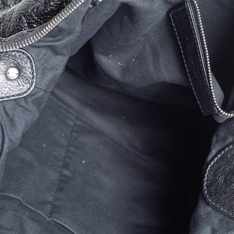 مملوكة مسبقًا Balenciaga Black Leather RH Day Messenger Bag