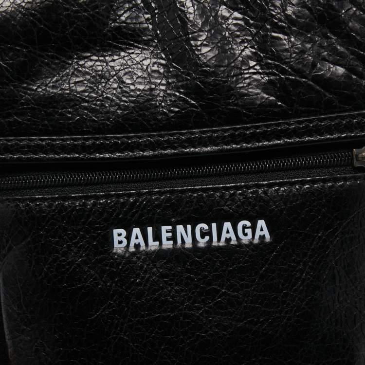 Pre Owned Balenciaga Black Leather Explorer Crossbody Bag