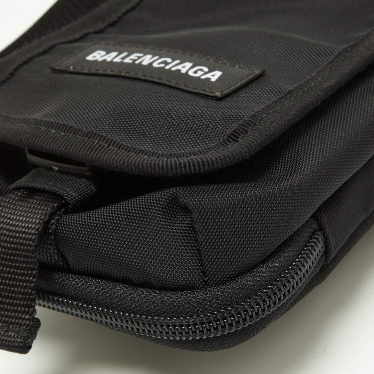 Pre Owned Balenciaga Black Nylon Explorer Messenger Bag