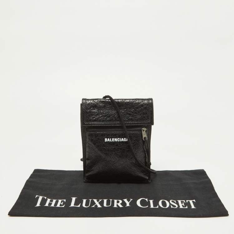 Pre Owned Balenciaga Black Leather Explorer Pouch Crossbody Bag