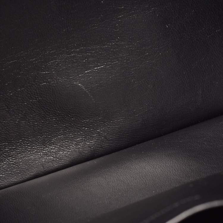 Pre Owned Balenciaga Black Leather Zip Pouch