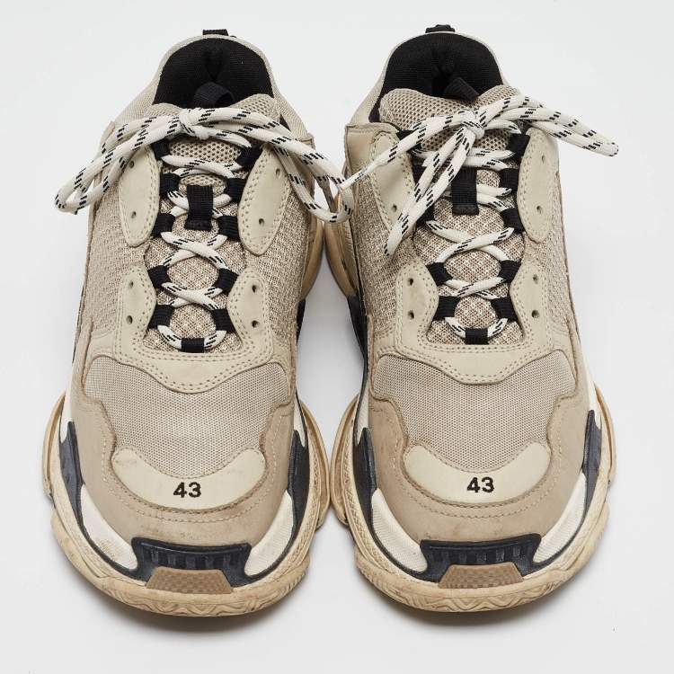 Pre Owned Balenciaga Grey/Black Nubuck Leather Triple S Sneakers Size 43