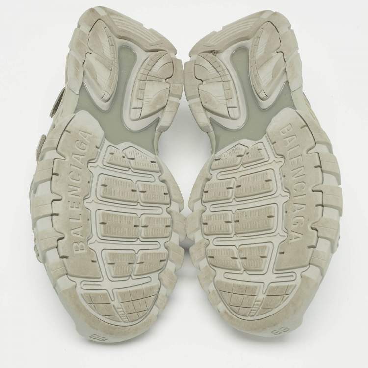 Pre Owned Balenciaga Grey Rubber Track Sandals Size 43
