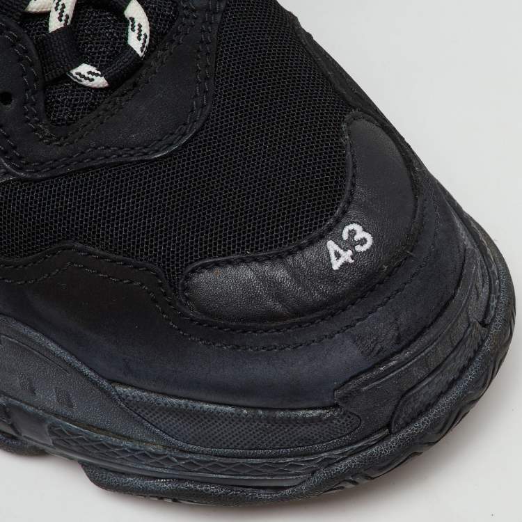 Pre Owned Balenciaga Black Faux Leather and Mesh Triple S Low Top Sneakers Size 43