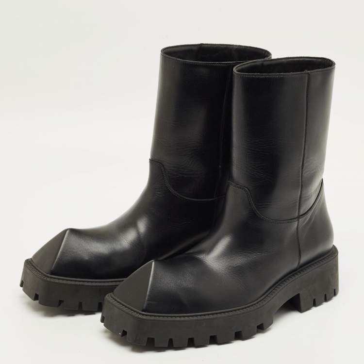 Pre Owned Balenciaga Rhino Size 41 Black Leather Chelsea Boots