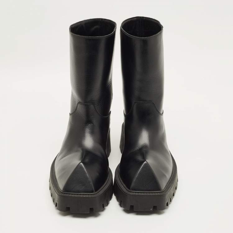 Pre Owned Balenciaga Rhino Size 41 Black Leather Chelsea Boots