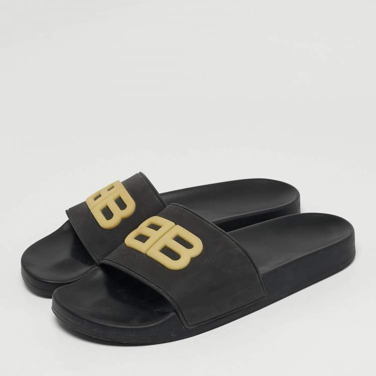 Pre Owned Balenciaga BB Size 42 Black Rubber Pool Slides