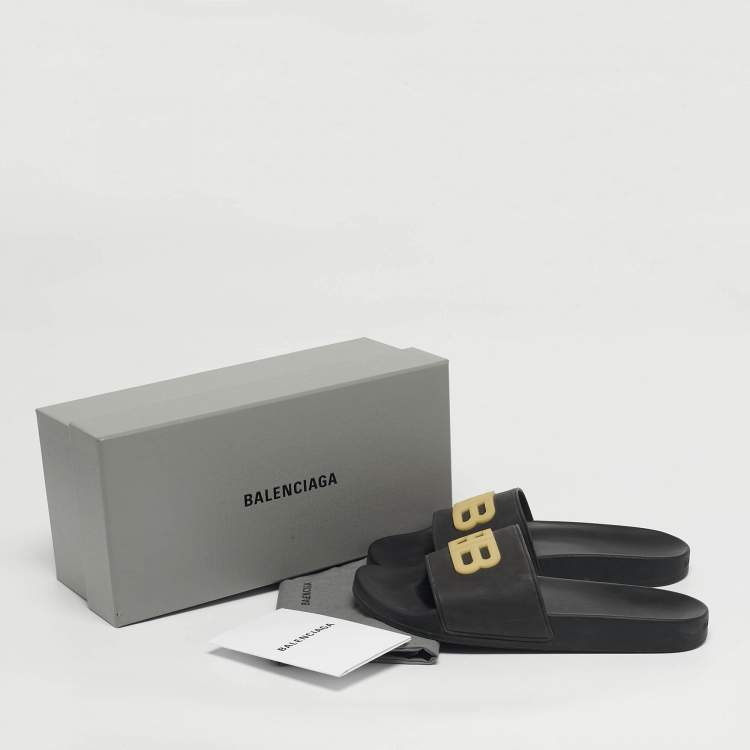 Pre Owned Balenciaga BB Size 42 Black Rubber Pool Slides