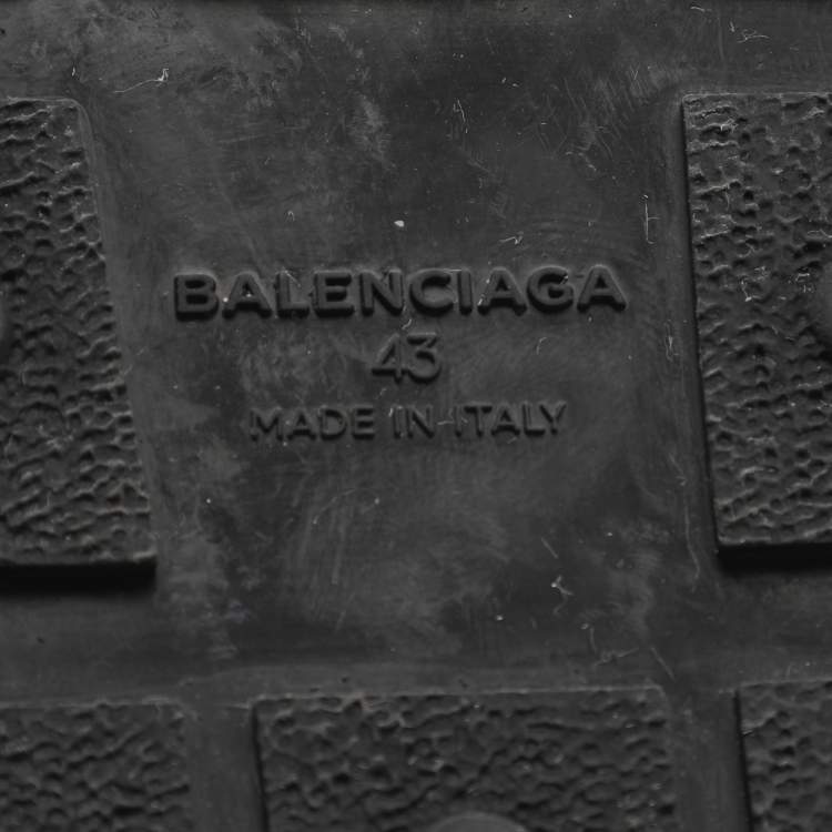 Pre Owned Balenciaga Race Runner Size 43 Black/Olive Mesh and Patent Leather Low Top Sneakers