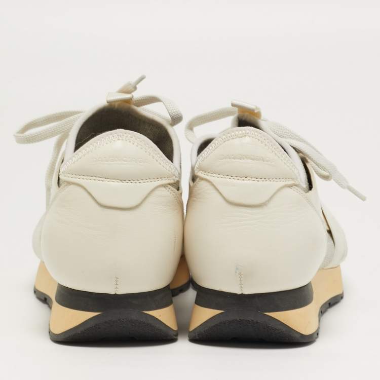 Pre Owned Balenciaga Race Runner Size 41 Grey/White Knit Fabric and Leather Low Top Sneakers