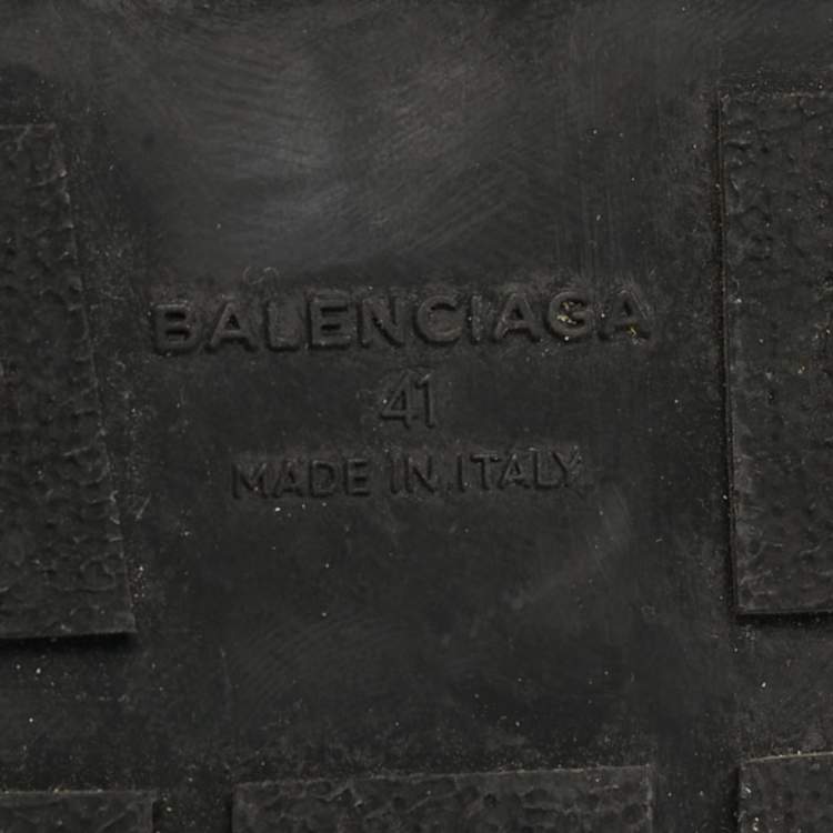 Pre Owned Balenciaga Race Runner Size 41 Grey/White Knit Fabric and Leather Low Top Sneakers