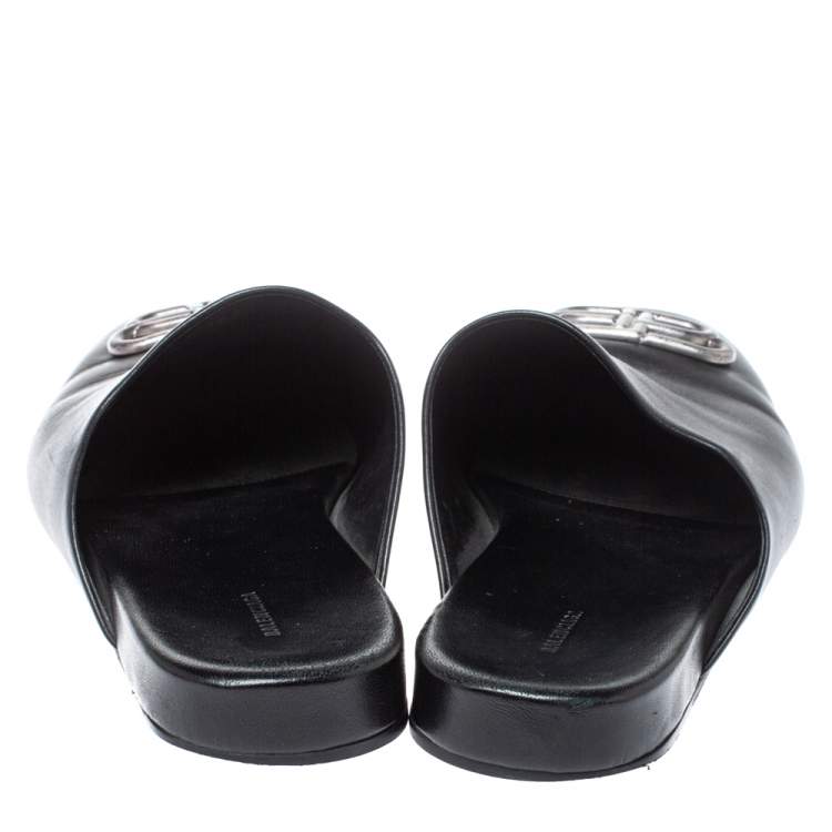 Pre Owned Balenciaga Black Leather Cosy BB Slippers Size 41 