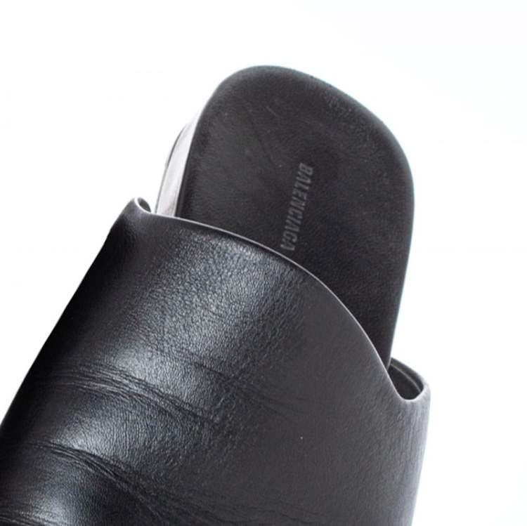 Pre Owned Balenciaga Black Leather Cosy BB Slippers Size 41 