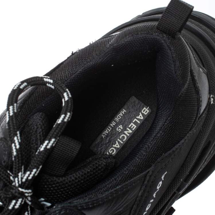 مملوكة مسبقًا Balenciaga Black Leather and Mesh Triple S Trainer Sneakers Size 45