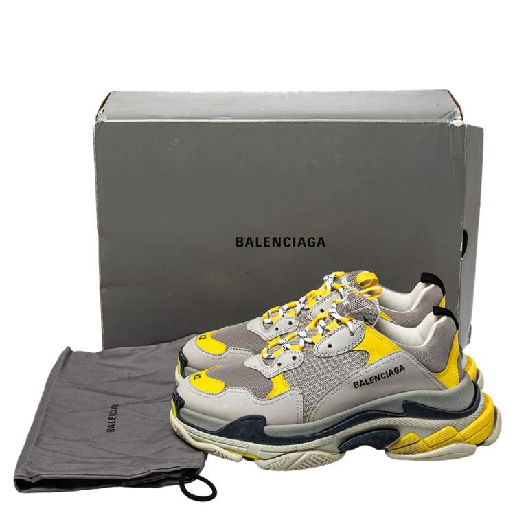مملوكة مسبقًا Balenciaga Grey/Yellow Nubuck, Leather And Mesh Triple S Trainer Sneakers Size 42