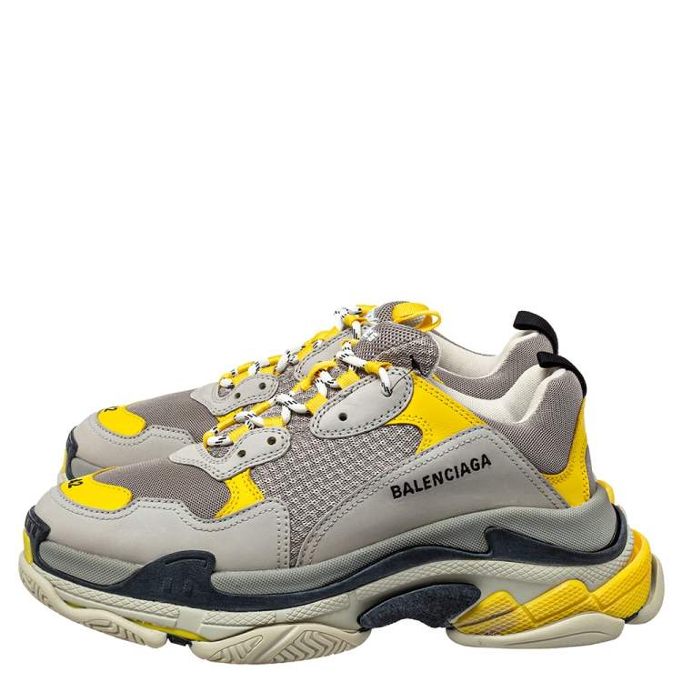 مملوكة مسبقًا Balenciaga Grey/Yellow Nubuck, Leather And Mesh Triple S Trainer Sneakers Size 42