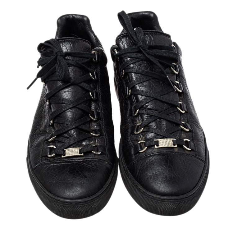 مملوكة مسبقًا Balenciaga Black Leather Arena Low Top Sneakers Size 43