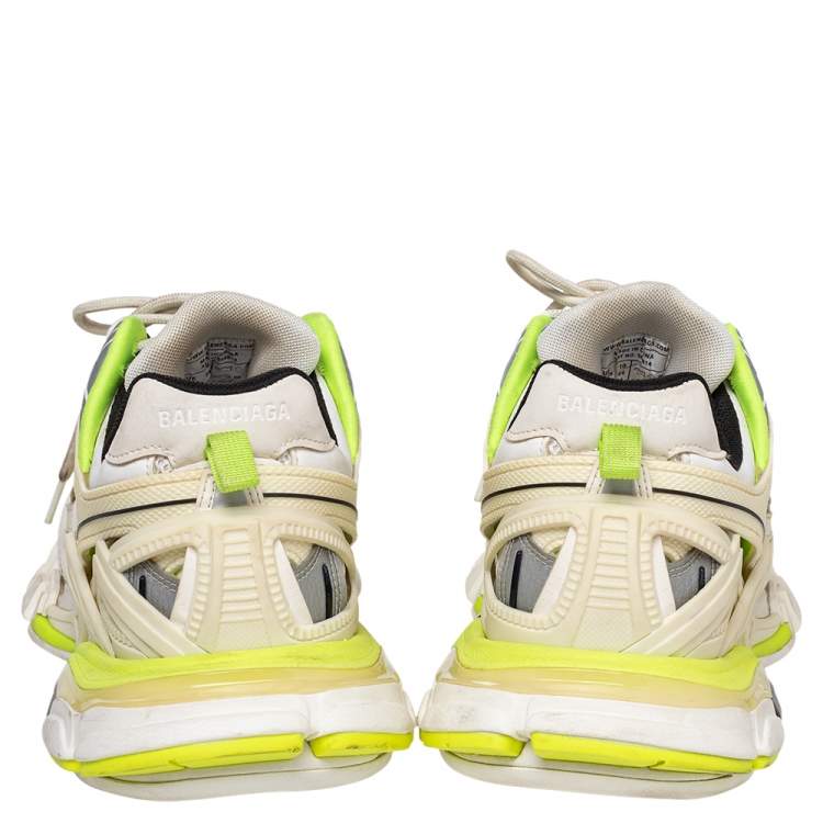 مملوكة مسبقًا Balenciaga White Synthetic Leather And Mesh Track 2 Low Top Sneakers Size 44