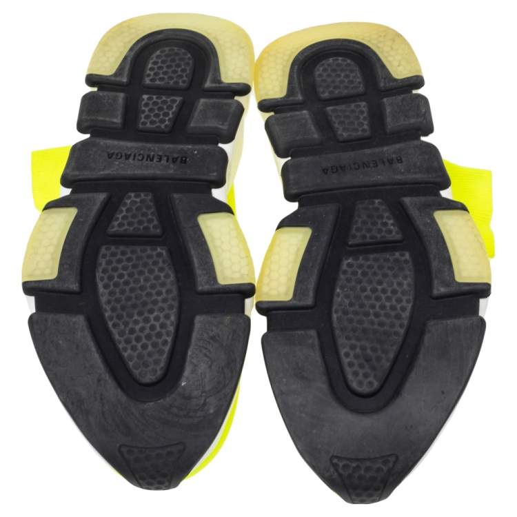 مملوكة مسبقًا Balenciaga Neon Green Knit Fabric Speed Trainer Slip On Sneakers Size 43