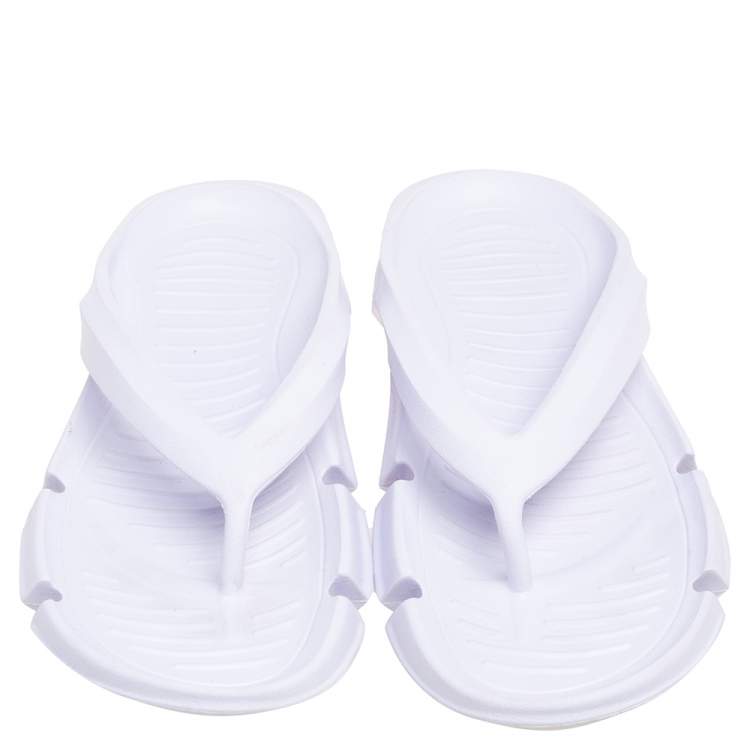 Pre Owned Balenciaga White Rubber Thong  Slippers Size 43
