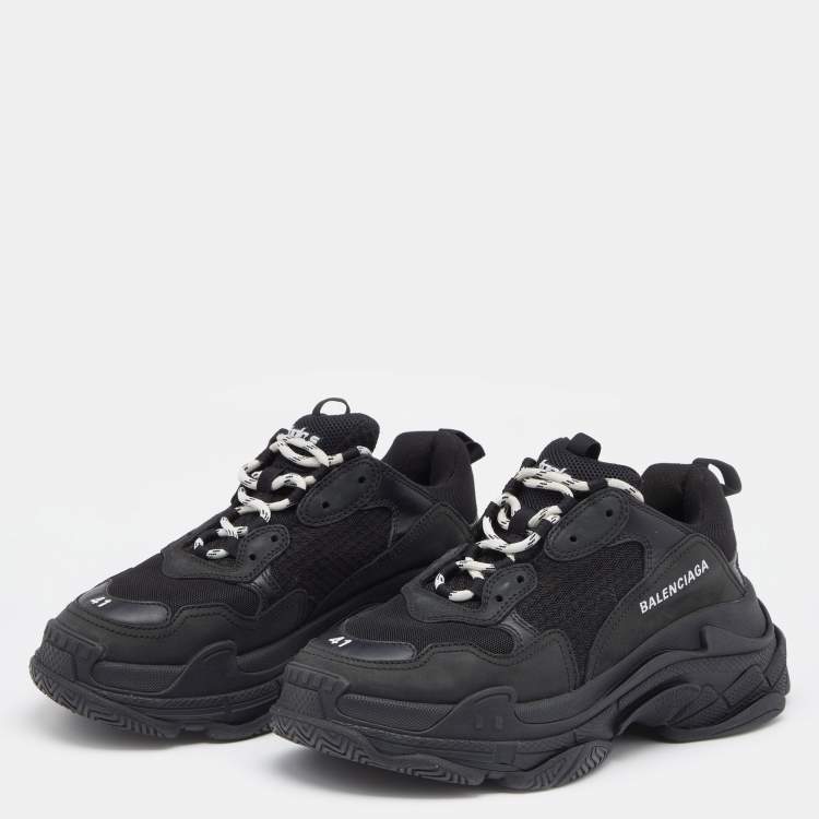 مملوكة مسبقًا Balenciaga Black Nubuck Leather And Mesh Triple S Sneakers Size 41