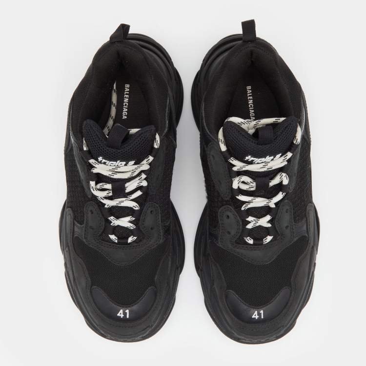 مملوكة مسبقًا Balenciaga Black Nubuck Leather And Mesh Triple S Sneakers Size 41