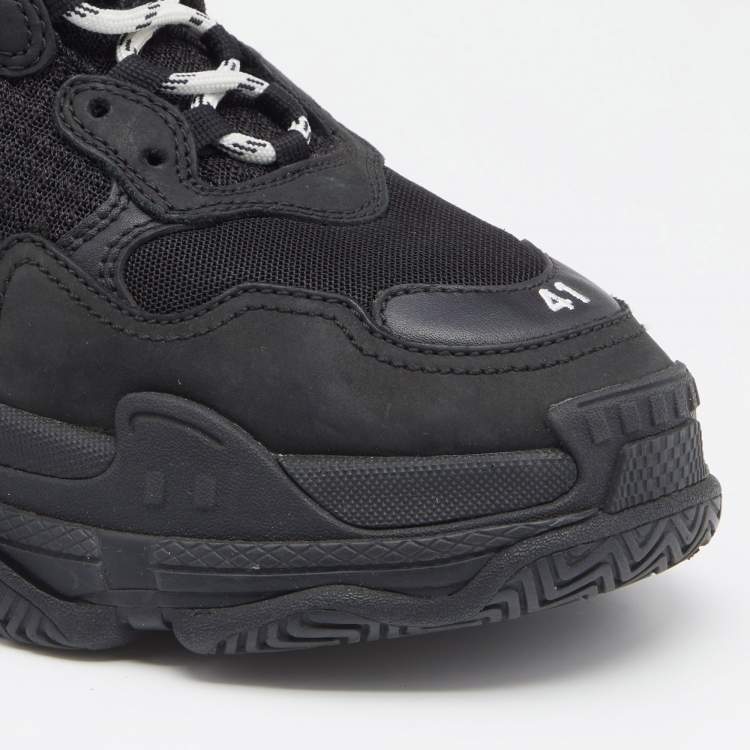 مملوكة مسبقًا Balenciaga Black Nubuck Leather And Mesh Triple S Sneakers Size 41