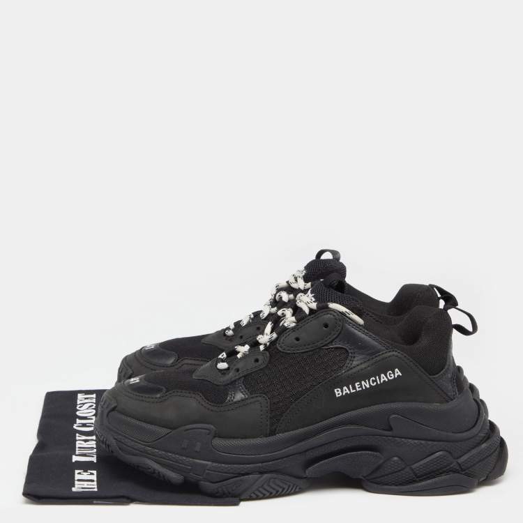 مملوكة مسبقًا Balenciaga Black Nubuck Leather And Mesh Triple S Sneakers Size 41