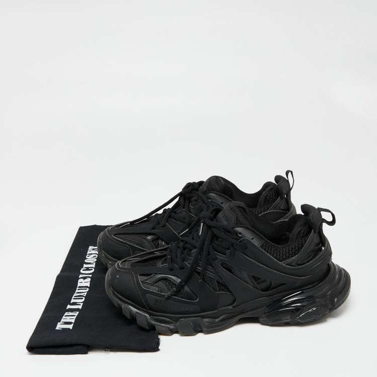 مملوكة مسبقًا Balenciaga Black Mesh, Rubber and Leather Track Low-Top Sneakers Size 40