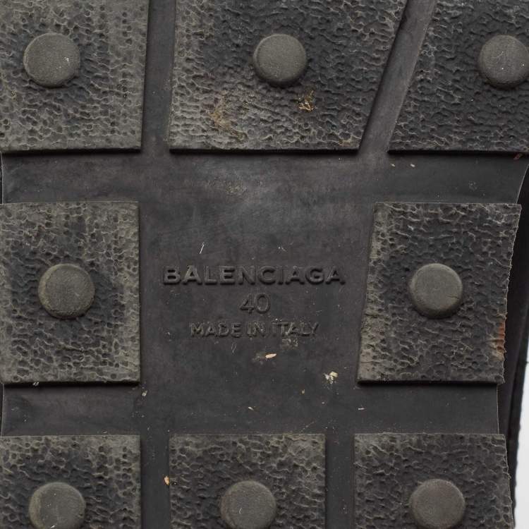 Pre Owned Balenciaga Black Leather And Mesh Runner Sneakers Size 40