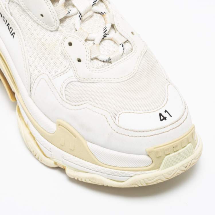 Pre Owned Balenciaga White Nubuck Leather and Mesh Triple S Low-Top Sneakers Size 41