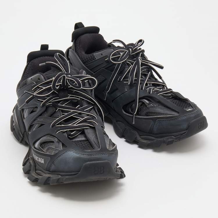 Pre Owned Balenciaga Black Synthetic Leather And Mesh Track Low Top Sneaker Size 42