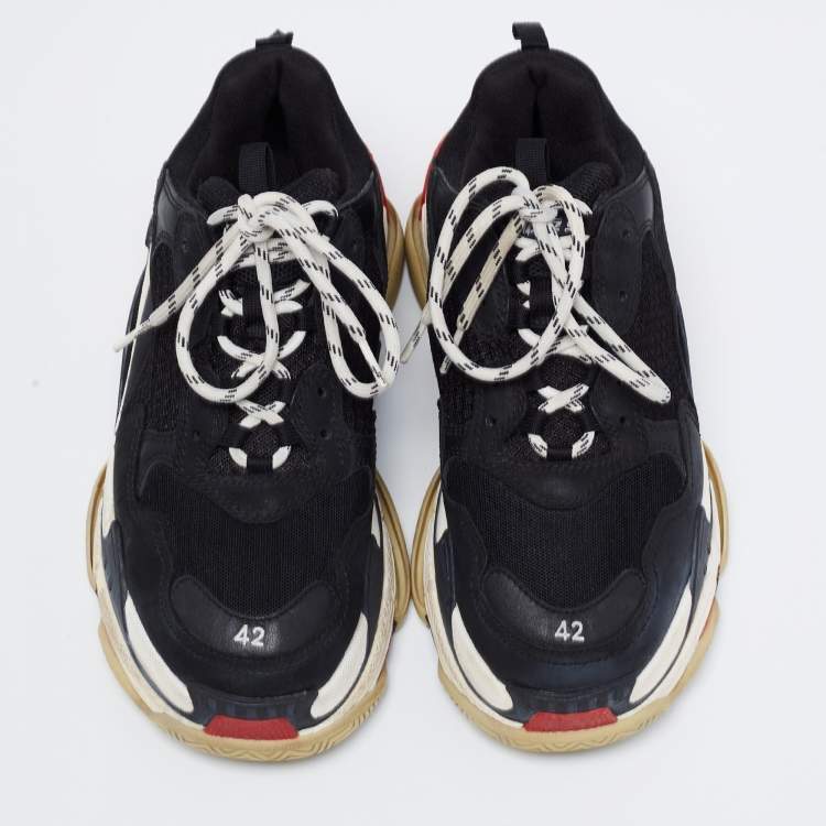 Pre Owned Balenciaga Black Leather and Mesh Triple S Sneaker Size 42 