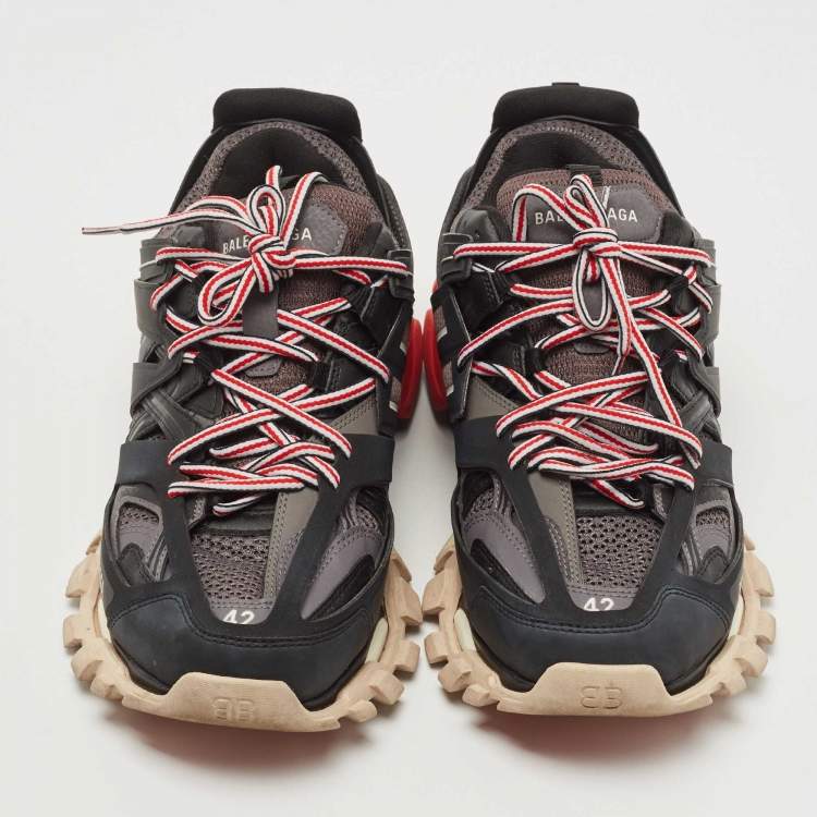 Pre Owned Balenciaga Black/Grey Leather and Mesh Track Sneakers Size 42