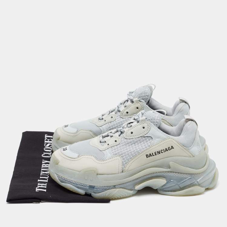 Pre Owned Balenciaga Grey Mesh And Leather Triple S Low Top Sneakers Size 39