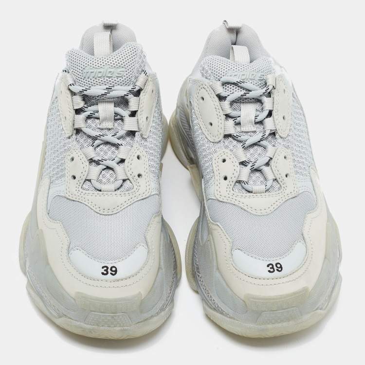 Pre Owned Balenciaga Grey Mesh And Leather Triple S Low Top Sneakers Size 39