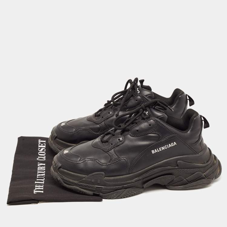 مملوكة مسبقًا Balenciaga Black Leather Triple S Sneakers Size 45