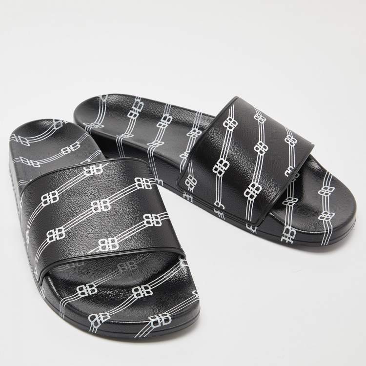 Pre Owned Balenciaga Black/White Rubber All Over Logo Pool Slides Size 44