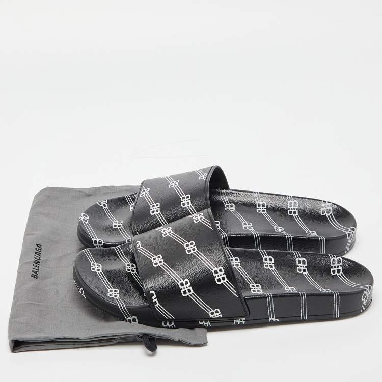 Pre Owned Balenciaga Black/White Rubber All Over Logo Pool Slides Size 44