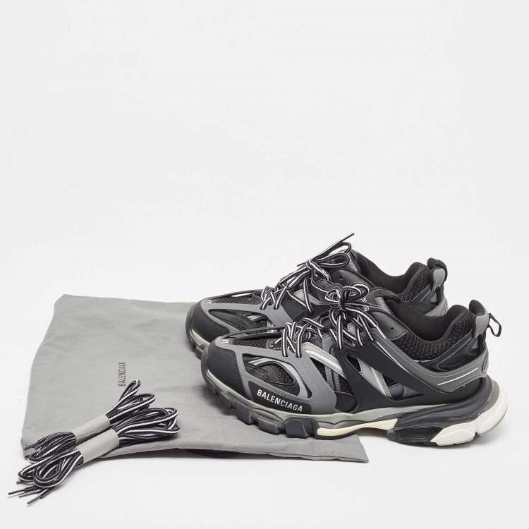 Pre Owned Balenciaga Grey/Black Leather and Mesh Low Top Sneakers Size 41
