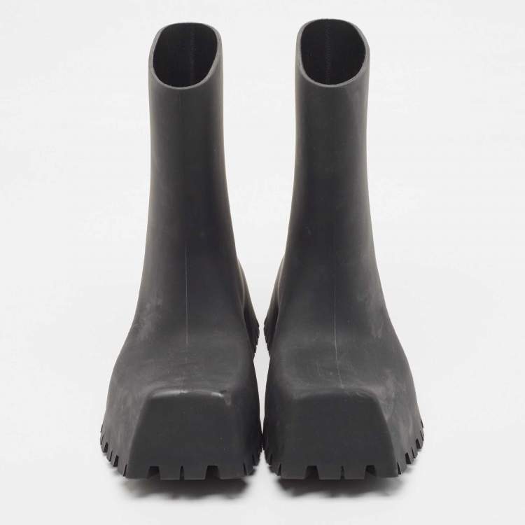 Pre Owned Balenciaga Black Rubber Trooper Boots Size 43