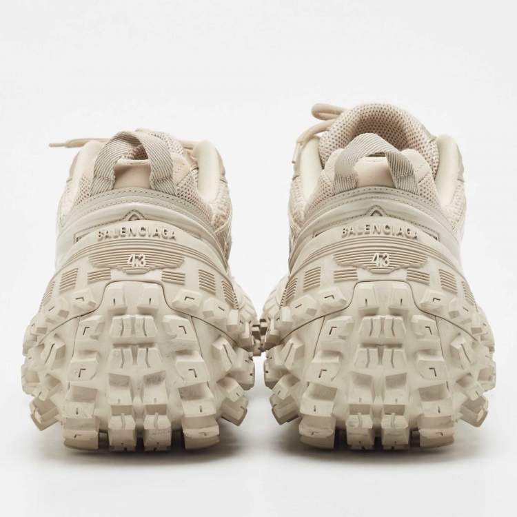 Pre Owned Balenciaga Beige Mesh and Nylon Bouncer Sneakers Size 43