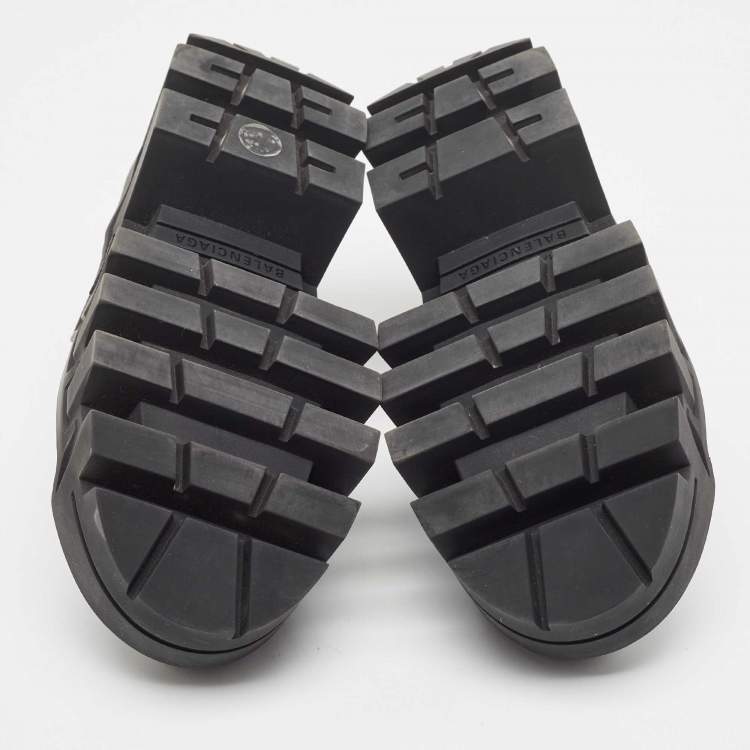 Pre Owned Balenciaga Black Leather Bulldozer Mini Boots Size 43