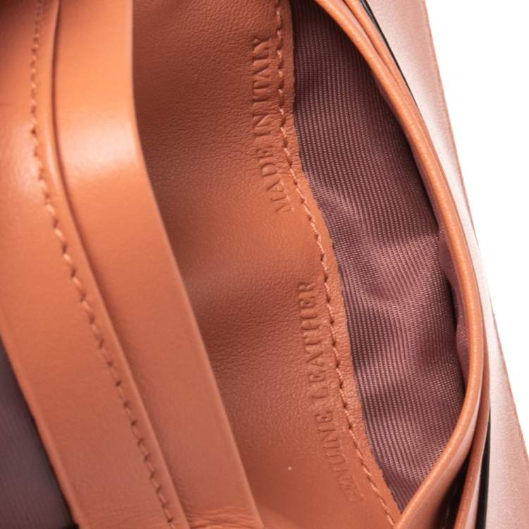 Pre Owned Bally Blue Grained Leather Lalder Suzy Bifold Card Case